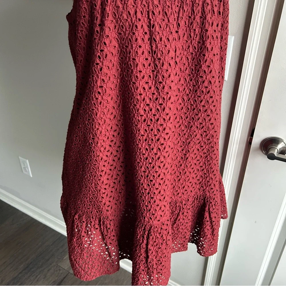 GAP Burgundy Eyelet Mini Dress – Size XS, Adjustable Bow Straps - Picture 3 of 6